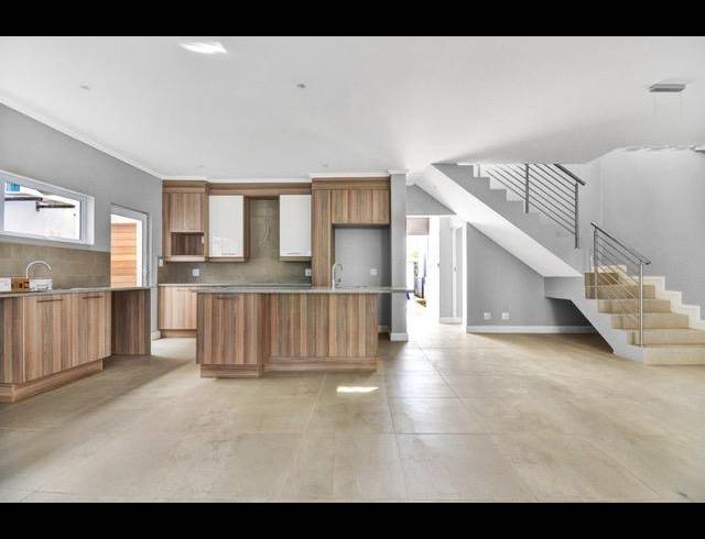 3 BEDROOM CLUSTER FOR SALE IN MORNINGSIDE